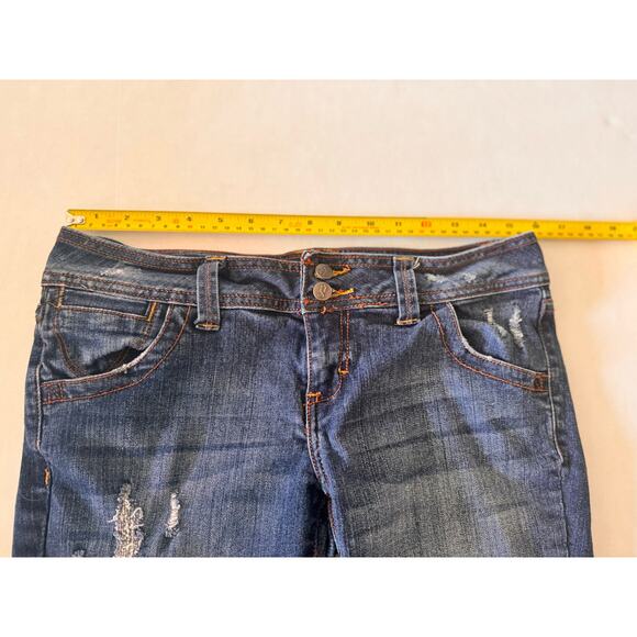 Decree Denim Shorts Jorts Capri Pants Ladies Juniors 9 Distressed Destroyed - Picture 9 of 11